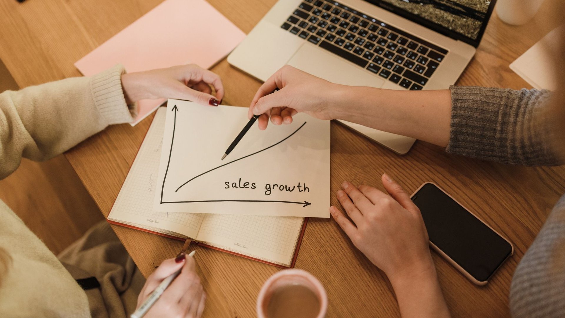 Top Outbound Sales Tools for Scaling B2B Teams in 2026 visualization