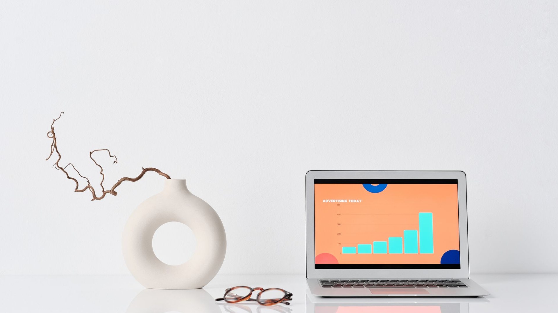 The Anti-Template Protocol: Engineering B2B Cold Email for 4%+ Reply Rates in 2026 visualization