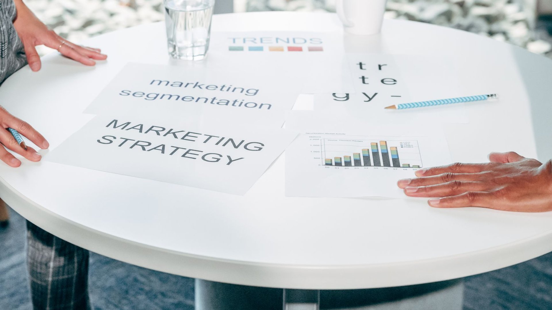 B2B Marketing Trends 2026: Strategic Guide article cover